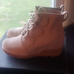 Sorel Evie Lace Wedge Boot - Size 6.5 - SOLD OUT